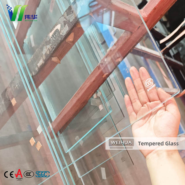 High Transmittance Ultra Clear Low Iron Tempered Glass Panel
