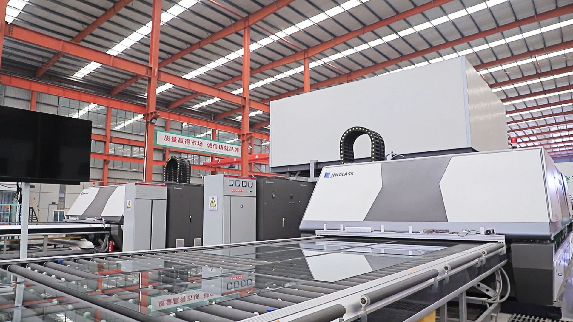 Heating to 650&deg;C+ and rapid cooling in our advanced tempering furnace.