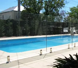 custom glass pool fencing